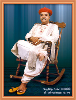 H.H. 1008 Acharya Shree Ajendraprasadji Maharaj